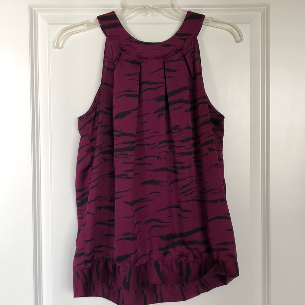 DKNY sleeveless top🔥